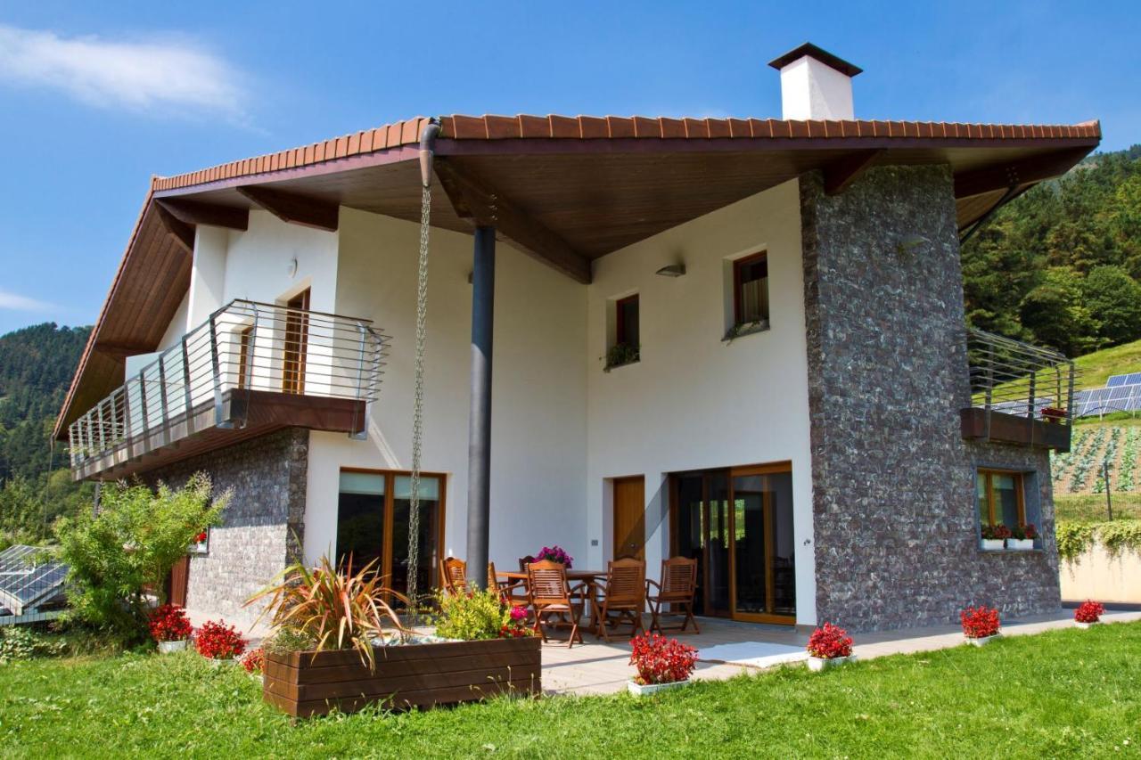 Uzturre - Baskeyrentals Berrobi Bagian luar foto