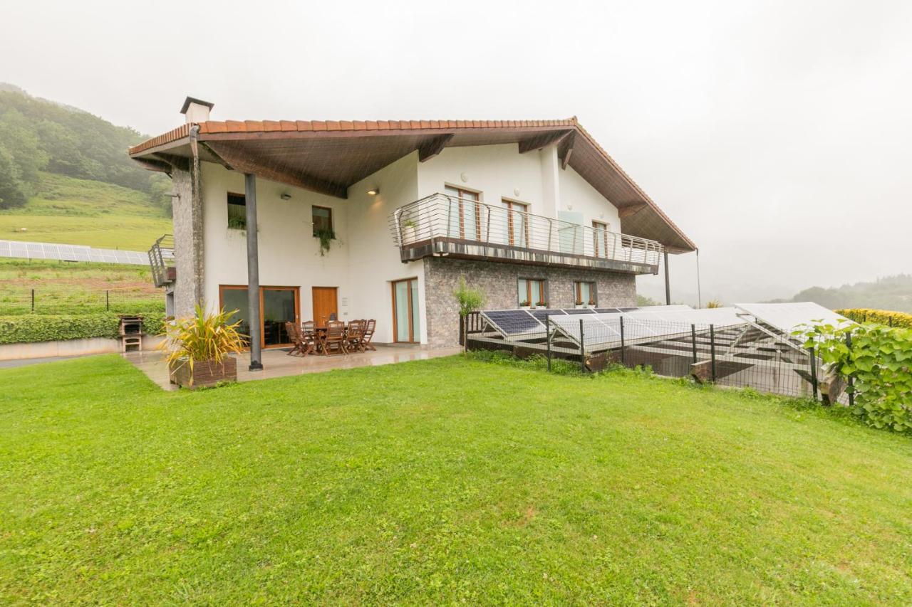 Uzturre - Baskeyrentals Berrobi Bagian luar foto
